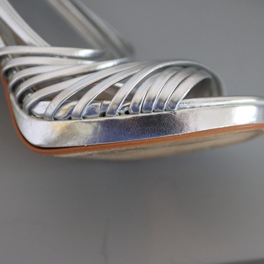 Chinese Laundry Imagine Silver Strappy Heels Size 7.5 Zip Back - Picture 10 of 14